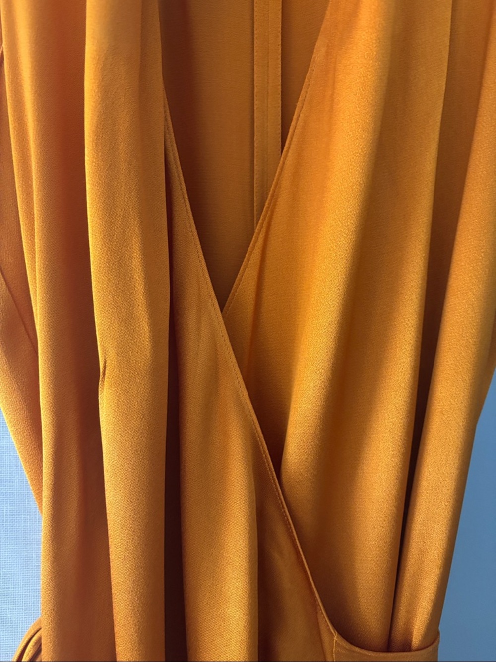 Vince Satin Wrap Midi Dress in Golden Orange size M - Picture 4 of 6